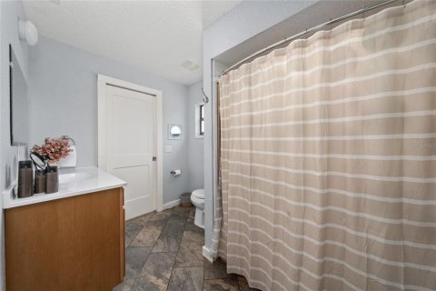 House in Eustis, Florida 2 bedrooms, 98.66 sq.m. № 2390959 - photo 9
