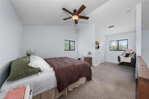 House in Eustis, Florida 2 bedrooms, 98.66 sq.m. № 2390959 - photo 8