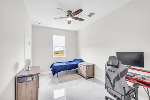 Villa ou maison à vendre à St. Lucie, Floride: 4 chambres, 284.28 m2 № 2387284 - photo 25