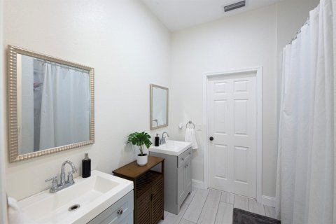 Villa ou maison à vendre à St. Lucie, Floride: 4 chambres, 284.28 m2 № 2387284 - photo 26