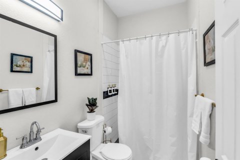 Villa ou maison à vendre à St. Lucie, Floride: 4 chambres, 284.28 m2 № 2387284 - photo 19