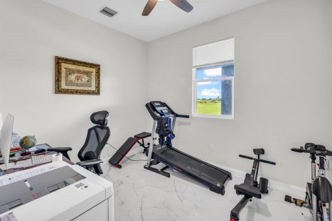 Villa ou maison à vendre à St. Lucie, Floride: 4 chambres, 284.28 m2 № 2387284 - photo 18