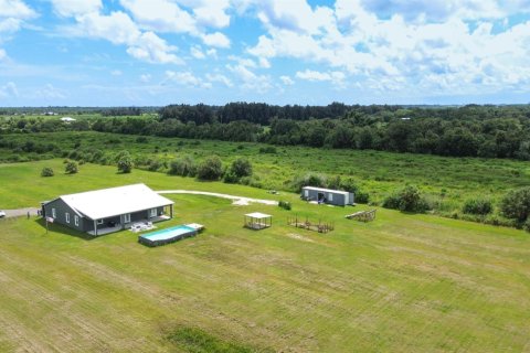 Villa ou maison à vendre à St. Lucie, Floride: 4 chambres, 284.28 m2 № 2387284 - photo 3