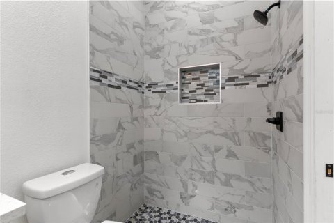 Duplex in Saint Petersburg, Florida 4 bedrooms, 187.2 sq.m. № 2109466 - photo 18