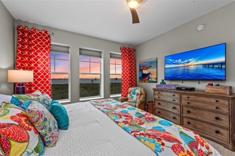 Condo in Bradenton, Florida, 3 bedrooms  № 1716485 - photo 25