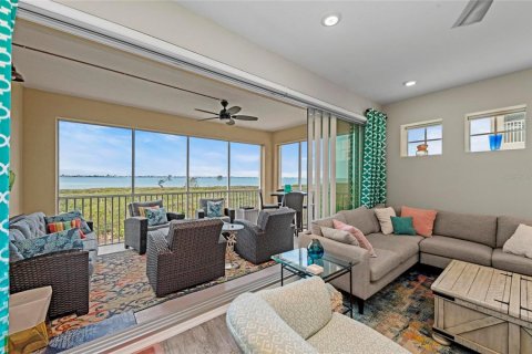 Condo in Bradenton, Florida, 3 bedrooms  № 1716485 - photo 15