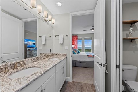 Condo in Bradenton, Florida, 3 bedrooms  № 1716485 - photo 29
