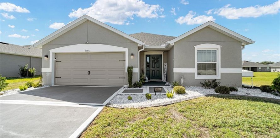 Casa en Ocala, Florida 4 dormitorios, 185.53 m2 № 1905092