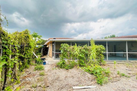 Villa ou maison à vendre à Tamarac, Floride: 3 chambres, 165.46 m2 № 2034549 - photo 29