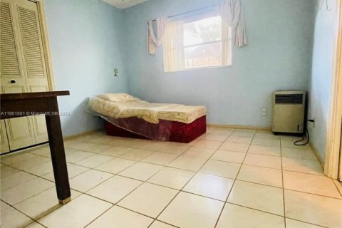 Villa ou maison à vendre à Tamarac, Floride: 3 chambres, 165.46 m2 № 2034549 - photo 21