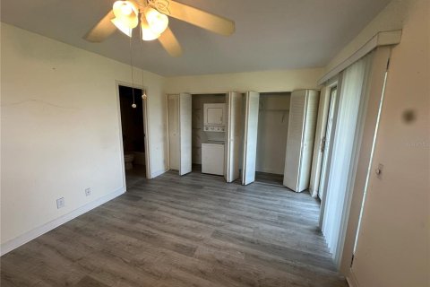Condo in Sun City Center, Florida, 1 bedroom  № 1913306 - photo 10