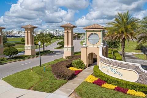 Touwnhouse à Four Corners, Floride 5 chambres, 192.49 m2 № 2386461