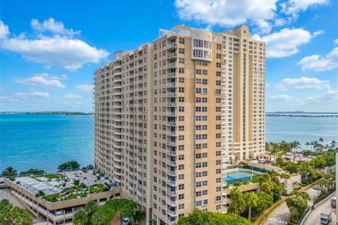 Condominio en alquiler en Miami, Florida, 2 dormitorios, 98.94 m2 № 1988464 - foto 3