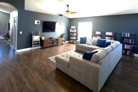 Casa en venta en Wesley Chapel, Florida, 3 dormitorios, 174.84 m2 № 1866641 - foto 2