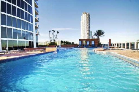 Condo in Sunny Isles Beach, Florida, 3 bedrooms  № 13318 - photo 27