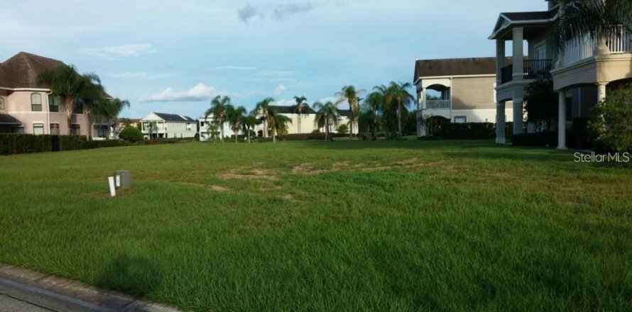 Terreno en Four Corners, Florida № 1111128