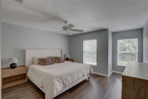 Townhouse in Tampa, Florida 3 bedrooms, 156.08 sq.m. № 2203663 - photo 7