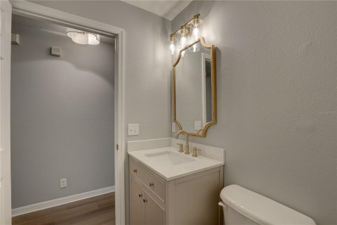 Townhouse in Tampa, Florida 3 bedrooms, 156.08 sq.m. № 2203663 - photo 23