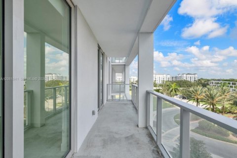 Condo in Sunrise, Florida, 2 bedrooms  № 2261627 - photo 28
