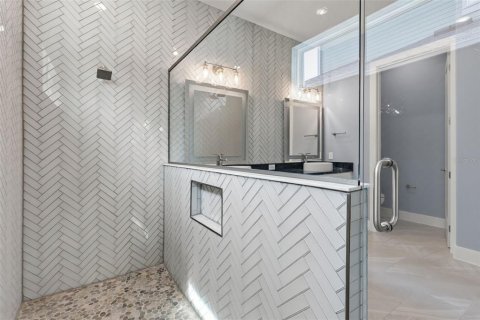 Casa en venta en Orlando, Florida, 5 dormitorios, 357.3 m2 № 2396676 - foto 30
