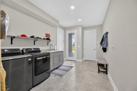 Villa ou maison à vendre à Wimauma, Floride: 3 chambres, 284 m2 № 2324275 - photo 12
