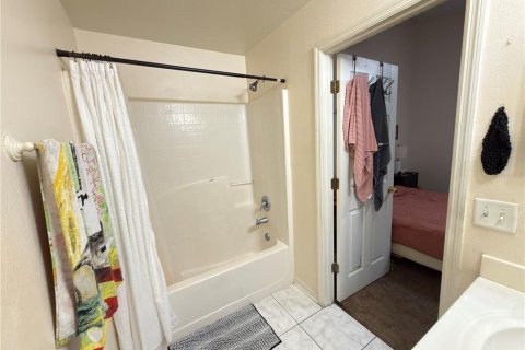 Villa ou maison à vendre à Kissimmee, Floride: 3 chambres, 125.23 m2 № 2108579 - photo 19