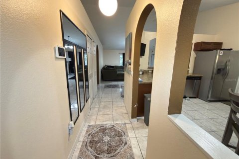 Villa ou maison à vendre à Kissimmee, Floride: 3 chambres, 125.23 m2 № 2108579 - photo 5