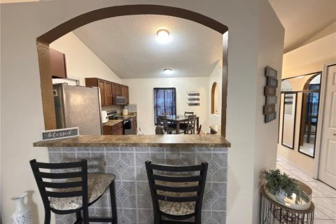 Villa ou maison à vendre à Kissimmee, Floride: 3 chambres, 125.23 m2 № 2108579 - photo 7