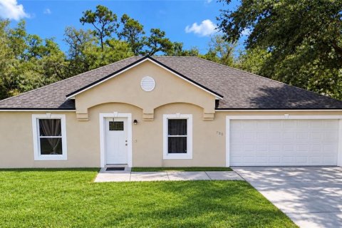 Casa en Kissimmee, Florida 3 dormitorios, 125.23 m2 № 2108579