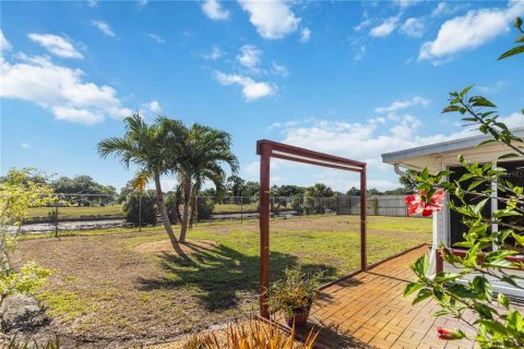 House in Melbourne, Florida 2 bedrooms, 131.83 sq.m. № 1725379 - photo 29
