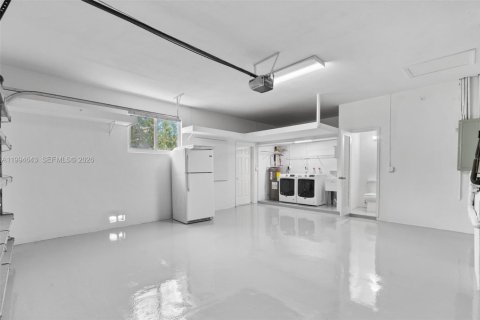 Casa en alquiler en Coral Gables, Florida, 4 dormitorios, 245.26 m2 № 2058979 - foto 20