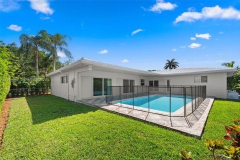 Casa en alquiler en Coral Gables, Florida, 4 dormitorios, 245.26 m2 № 2058979 - foto 19