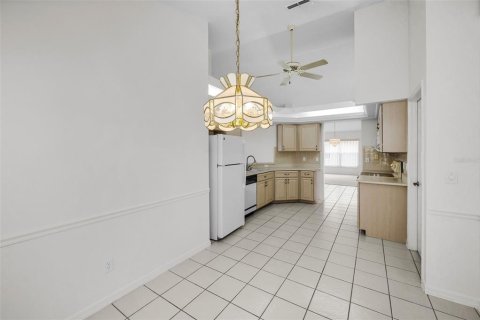 Villa ou maison à louer à New Port Richey, Floride: 3 chambres, 180.6 m2 № 1847147 - photo 22