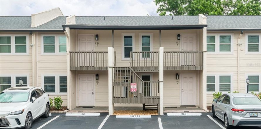 Condo in Tampa, Florida, 2 bedrooms  № 2142307