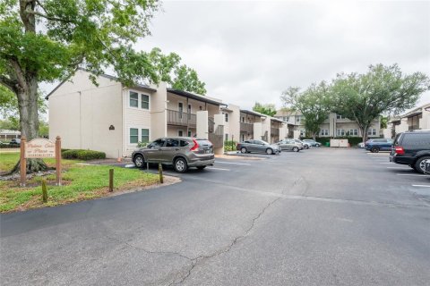 Condo in Tampa, Florida, 2 bedrooms  № 2142307 - photo 19
