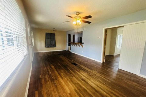 House in Lakeland, Florida 2 bedrooms, 99.87 sq.m. № 1777424 - photo 9