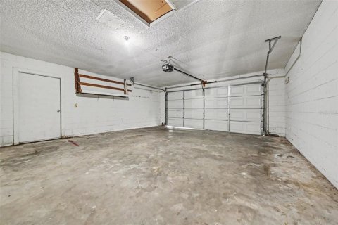 Villa ou maison à vendre à Deltona, Floride: 3 chambres, 130.25 m2 № 2156615 - photo 15