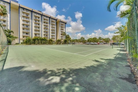 Condominio en venta en Miami, Florida, 1 dormitorio, 53.88 m2 № 2077182 - foto 15