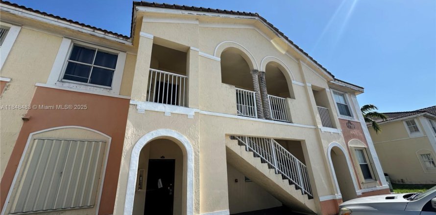 Condo in Homestead, Florida, 3 bedrooms  № 1962401