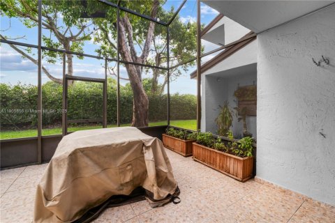 Adosado en venta en Doral, Florida, 2 dormitorios, 129.32 m2 № 1956428 - foto 18