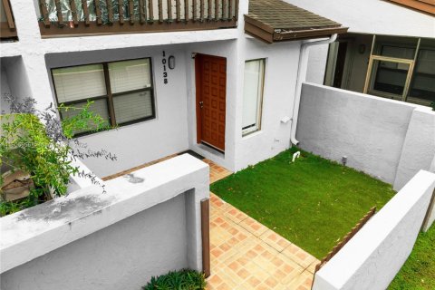 Adosado en venta en Doral, Florida, 2 dormitorios, 129.32 m2 № 1956428 - foto 4