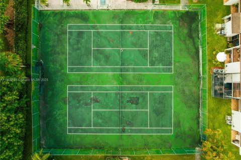 Adosado en venta en Doral, Florida, 2 dormitorios, 129.32 m2 № 1956428 - foto 13