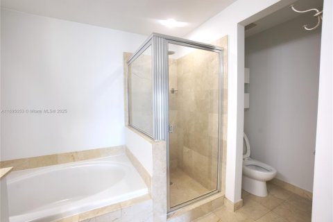 Condo in Aventura, Florida, 3 bedrooms  № 1455249 - photo 14