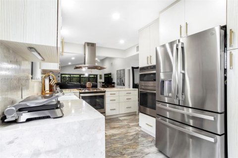 Condominio en venta en Weston, Florida, 2 dormitorios, 138.42 m2 № 1779686 - foto 6