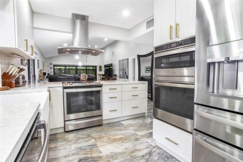 Condominio en venta en Weston, Florida, 2 dormitorios, 138.42 m2 № 1779686 - foto 9