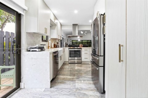 Condominio en venta en Weston, Florida, 2 dormitorios, 138.42 m2 № 1779686 - foto 7