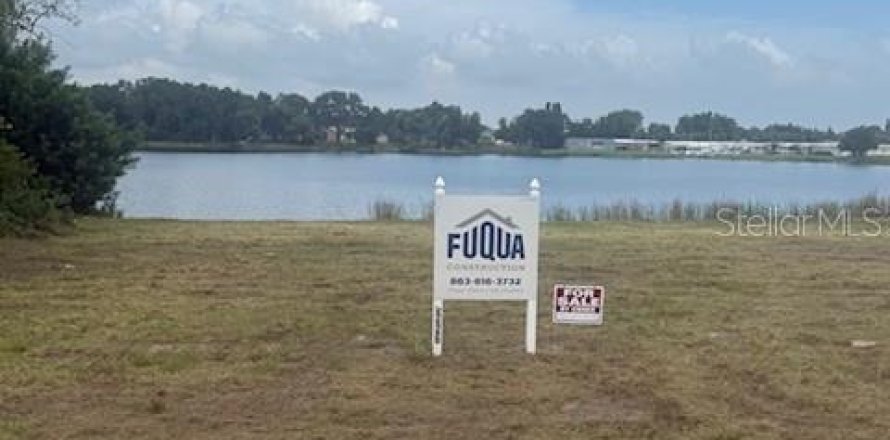 Land in Winter Haven, Florida № 1911964
