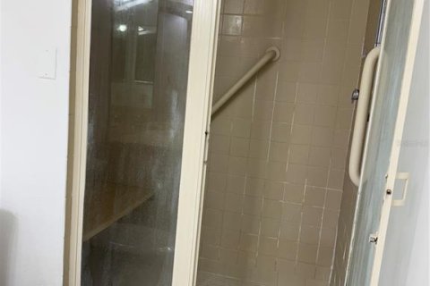 Снять в аренду кондоминиум в Клируотер, Флорида 3 комнаты, 68.75м2, № 1853345 - фото 9