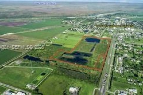 Immobilier commercial à vendre à Moore Haven, Floride № 2045478 - photo 5