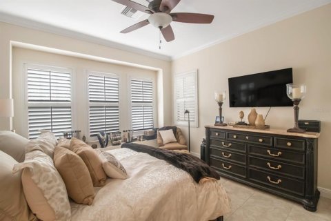 Townhouse in Tampa, Florida 2 bedrooms, 184.88 sq.m. № 2123558 - photo 16
